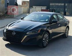 نيسان ألتيما